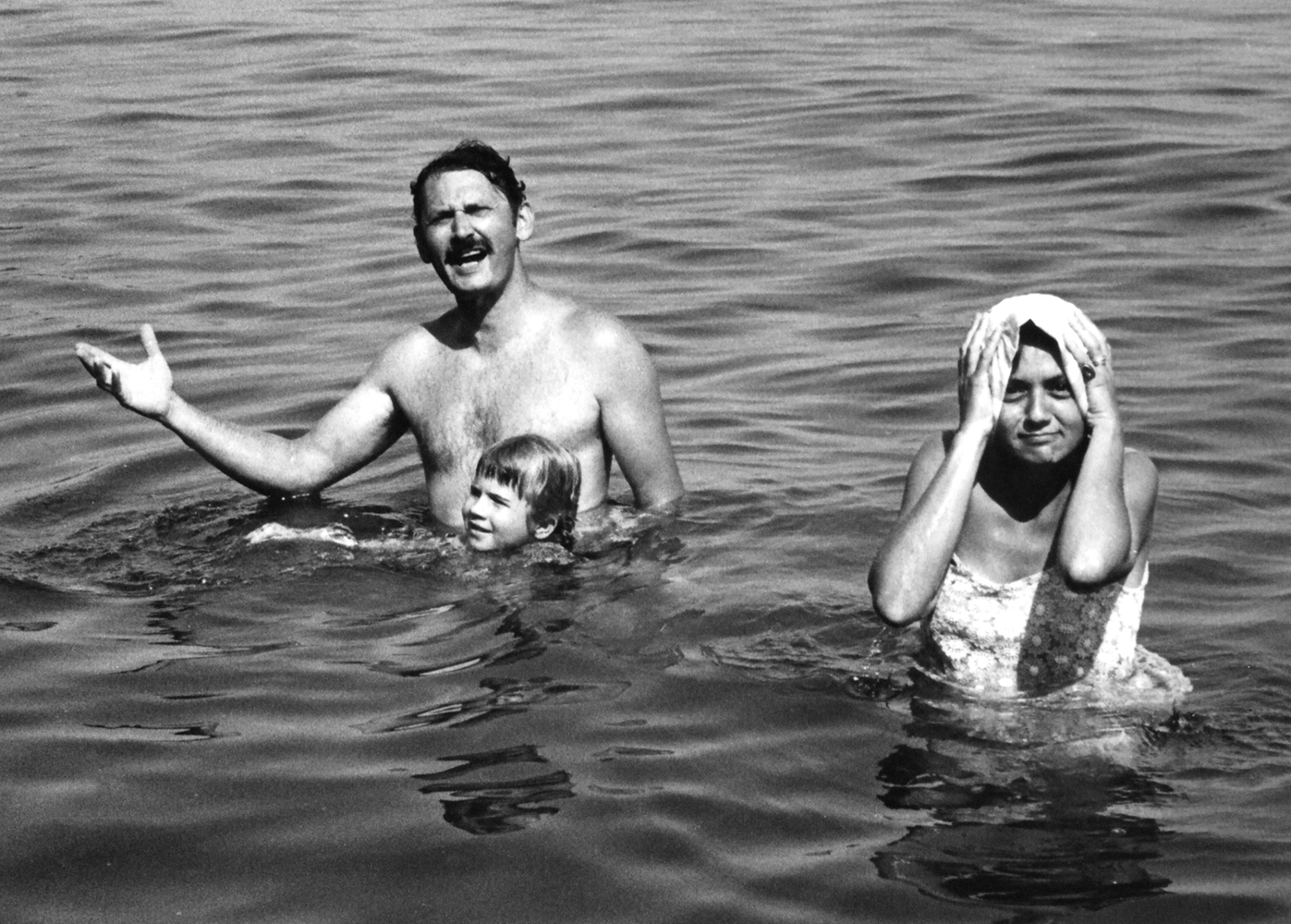 Shirley Abrahamson, Seymour Abrahamson, and Heidi Munson in Lake