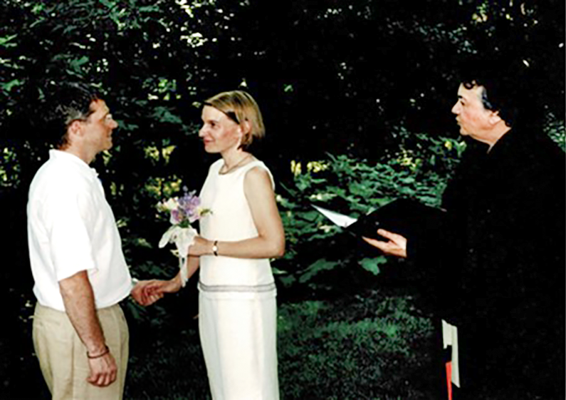 Chief Justice Abrahamson officiating at Megan Ballard's wedding in 2002.